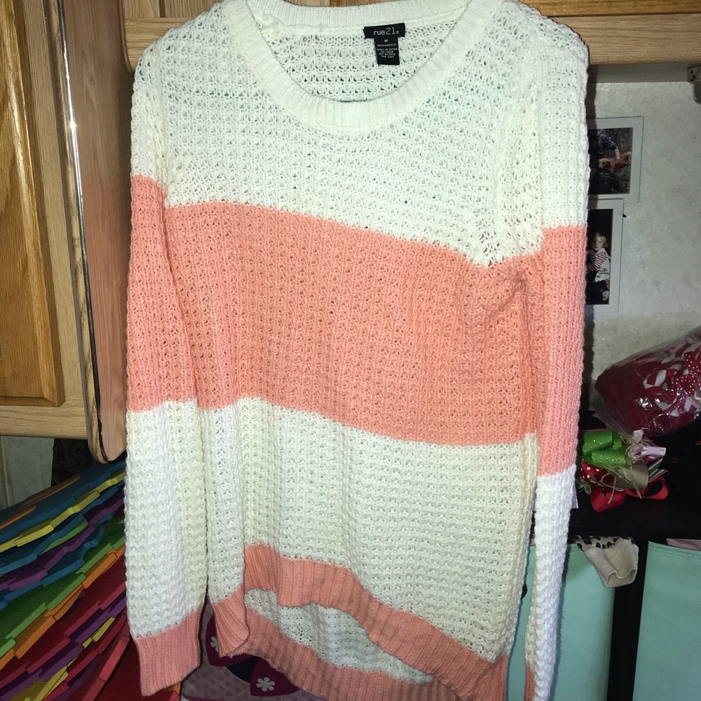 Cute sweater!